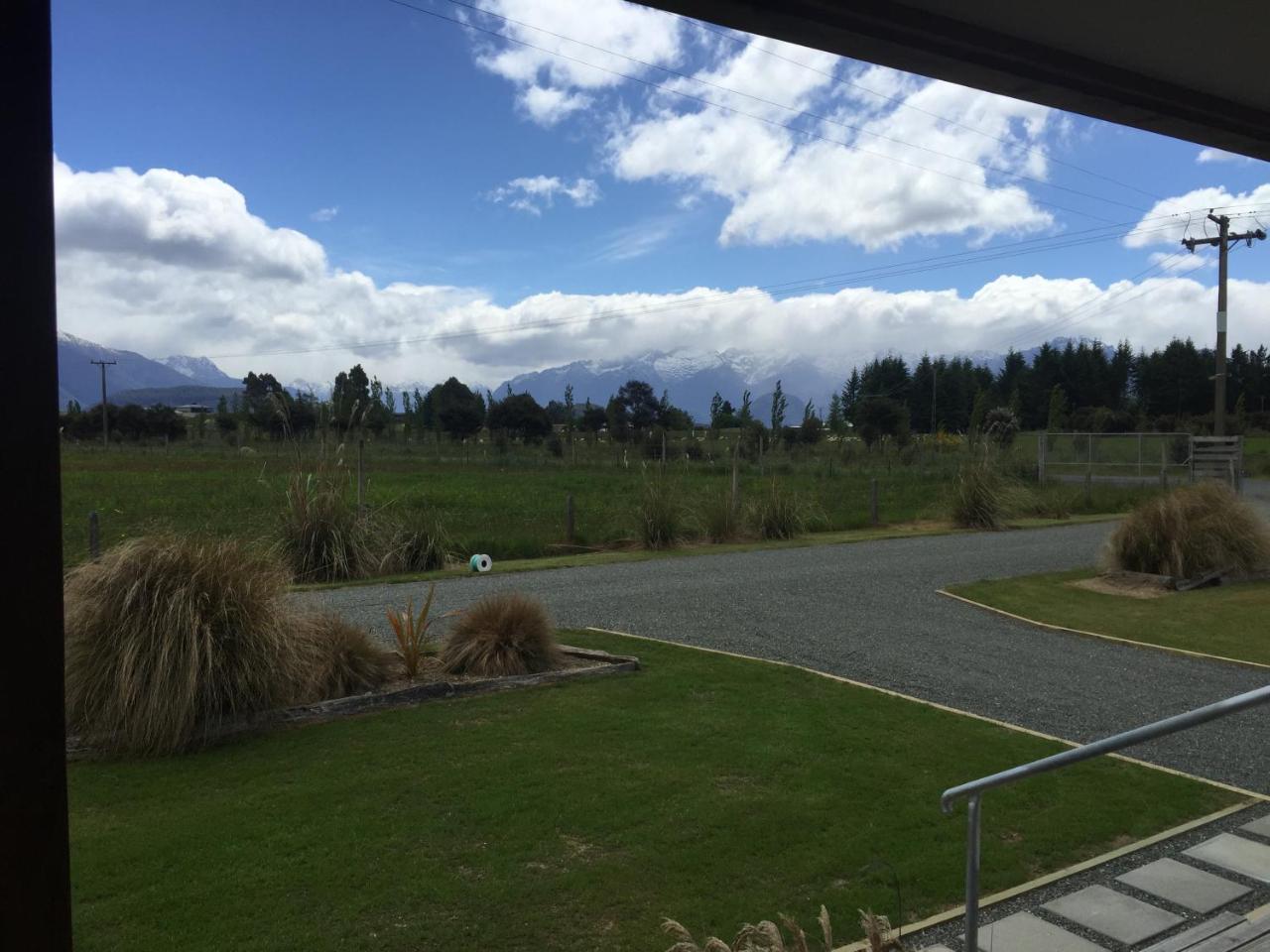 Acheron Cottages Manapouri Exterior foto